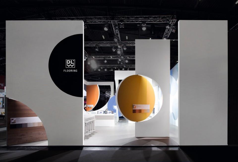 企業(yè)產(chǎn)品展廳設計效果圖2