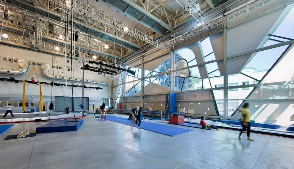 廣東智能化產(chǎn)品展廳設(shè)計需求3